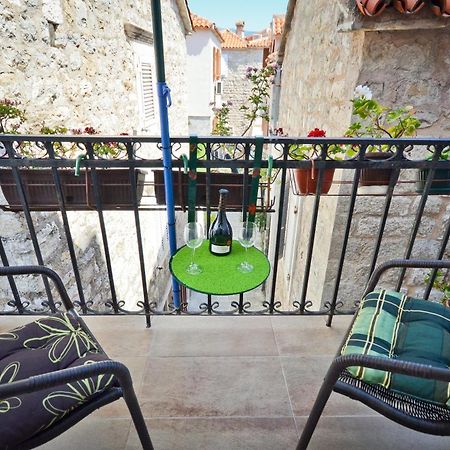 Bell Tower Apartment Будва Экстерьер фото